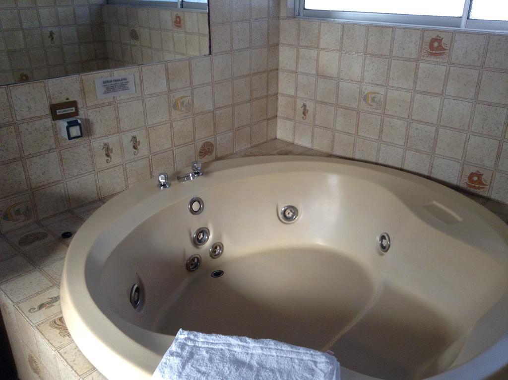 Hotel Alicante Chillán Δωμάτιο φωτογραφία